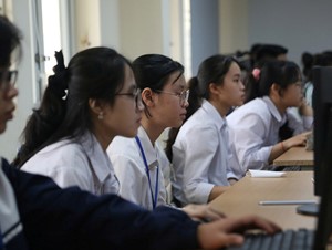 Công bố 15 thí sinh đạt giải Vòng 2 cuộc thi "Vì an toàn giao thông" trên internet