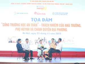Xây dựng cổng trường an toàn giao thông là trách nhiệm của toàn xã hội