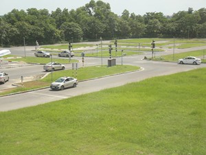 Hà Nội: mỗi tháng tổ chức hơn 100 kỳ thi sát hạch lái xe