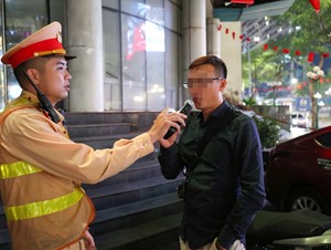 Hơn 2.478 trường hợp vi phạm nồng độ cồn trong ngày 2/11