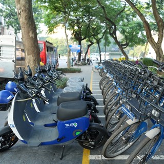 Hà Nội đưa xe điện hai bánh công cộng vào hoạt động