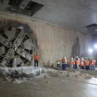 Máy đào hầm đường sắt đô thị đã đến Ga Văn Miếu