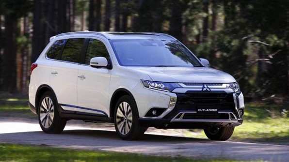 Gia xe o to hom nay 17/7: Mitsubishi Outlander uu dai hon 51 trieu dong - Hinh anh 1