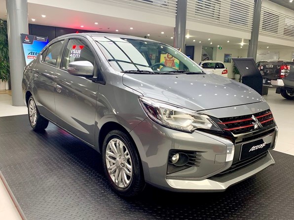 Gia xe o to hom nay 16/10: Mitsubishi Attrage uu dai 50% phi truoc ba - Hinh anh 1