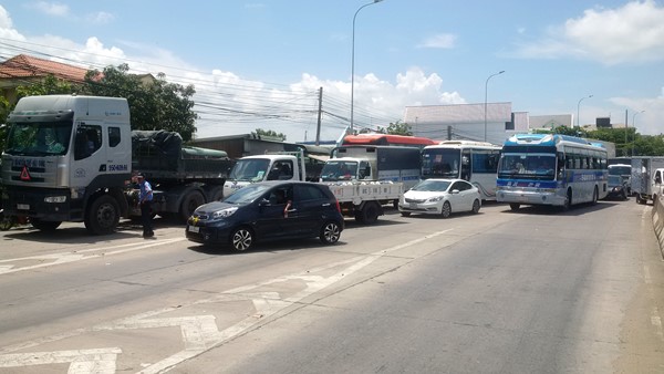  Cau Vam Cong thong xe, vi tri tram thu phi BOT T2 phai tinh lai  - Hinh anh 1