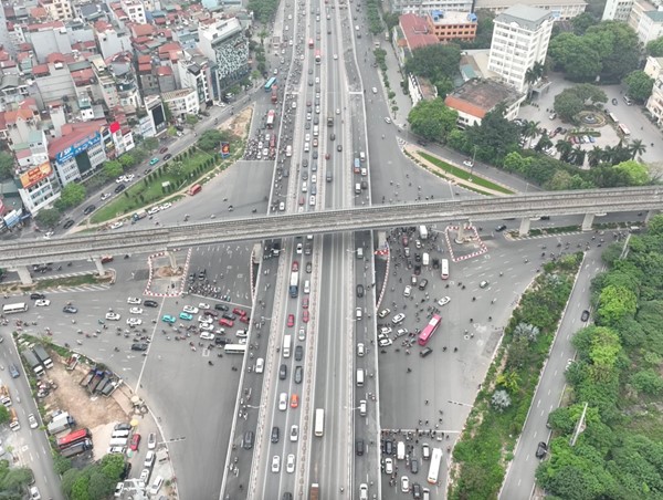 Hà Nội giảm thêm 7 điểm “đen” ùn tắc giao thông