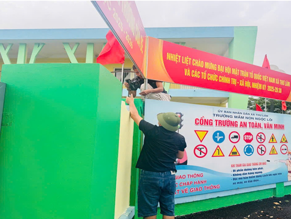 Những chiều cuối tuần, sau buổi gặp gỡ bạn bè hay liên hoan công ty, trên nhiều con phố Hà Nội vẫn dễ bắt gặp hình ảnh những chiếc xe máy loạng choạng giữa dòng người đông đúc. Một cú phanh gấp, một cú ngã, đôi khi là cả một tai nạn đau lòng chỉ vì người 