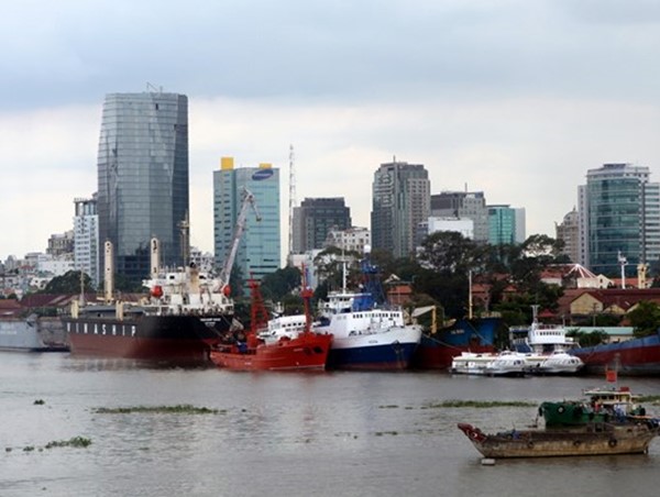 Khắc phục sự cố sập cầu tàu cảng Ba Son