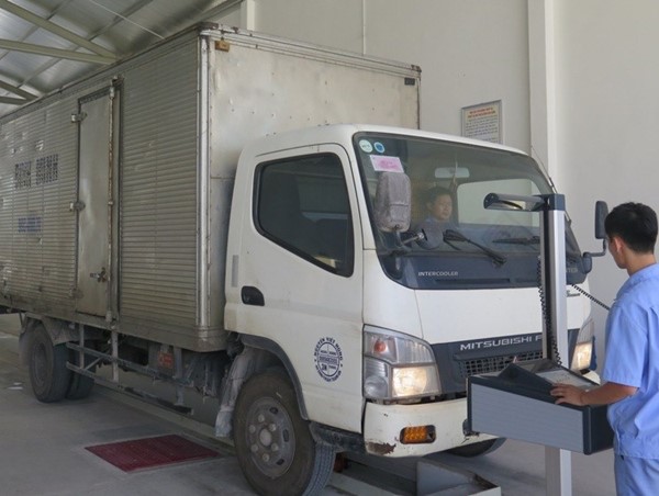 Những xe ô tô nào chỉ được cấp giấy chứng nhận, không có tem kiểm định?