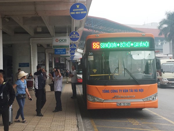 Sau 1 tuần hoạt động, tuyến buýt chất lượng cao Hà Đông - sân bay Nội Bài được đánh giá thế nào?