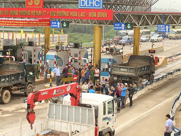 Chốt phương án miễn, giảm phí BOT Hòa Lạc - Hòa Bình trong tháng 7