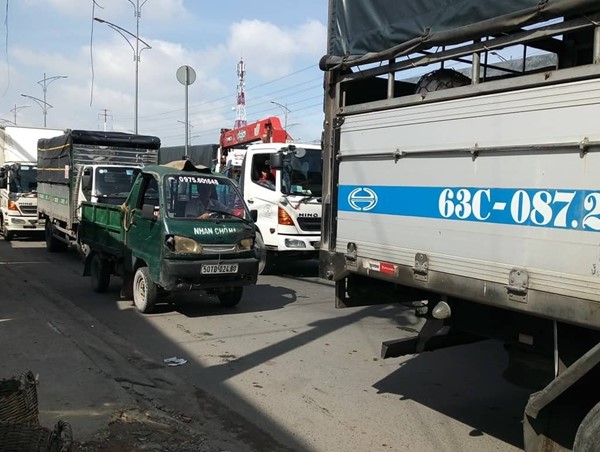 Cao điểm TP.HCM sáng thứ Bảy 20/7: Một số sự cố gây cản trở giao thông 