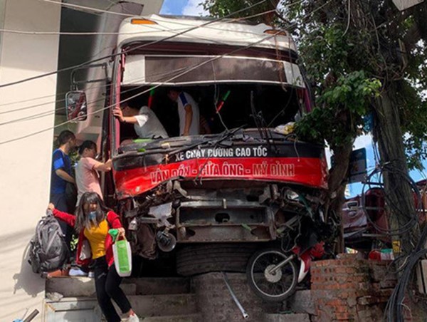 Tình hình các nạn nhân sau vụ tai nạn liên hoàn ở cầu Bãi Cháy