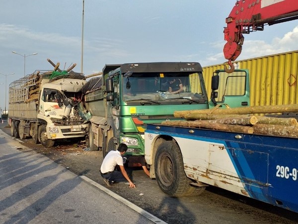 Hà Nội triển khai các giải pháp kéo giảm tai nạn giao thông trong 6 tháng cuối năm 2019