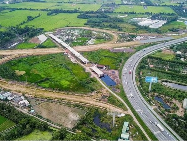 Thông xe toàn tuyến cao tốc Trung Lương - Mỹ Thuận vào năm 2020