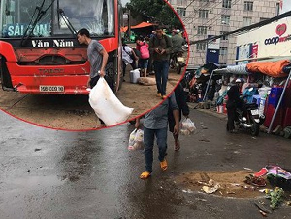 Clip: Khoảnh khắc xe 'điên' lao tốc độ kinh hoàng vào chợ, 5 người thương vong ở Gia Lai