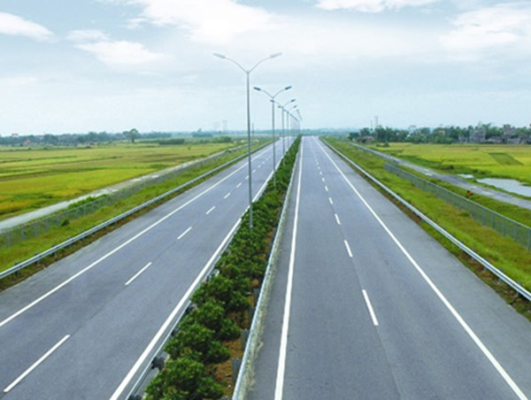 Điều chỉnh kế hoạch vốn của các DA cải tạo QL1A và đường Hồ Chí Minh qua Tây Nguyên