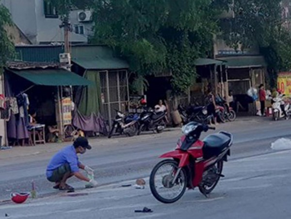 Nghệ An: Va chạm với container, cô gái tử vong tại chỗ