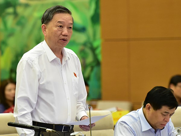 Xăng giả của đại gia Trịnh Sướng làm ô tô, xe máy tự bốc cháy