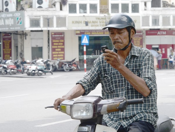 “Bóc phốt” thói quen giỡn mặt tử thần của nhiều tài xế Việt