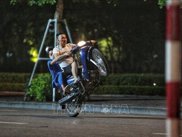  Tái phát tình trạng đua xe trái phép ở Hà Nội
