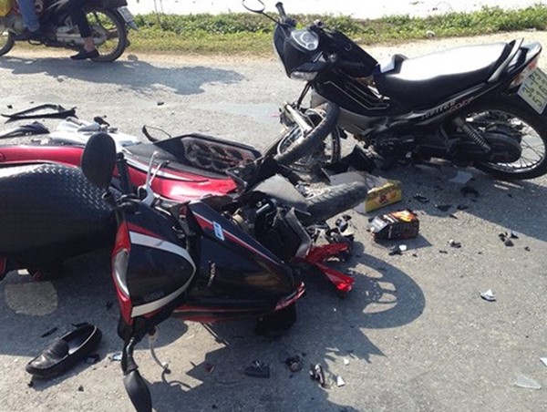 Hà Nội: Tìm nhân chứng vụ tai nạn giao thông trên phố Lê Duẩn