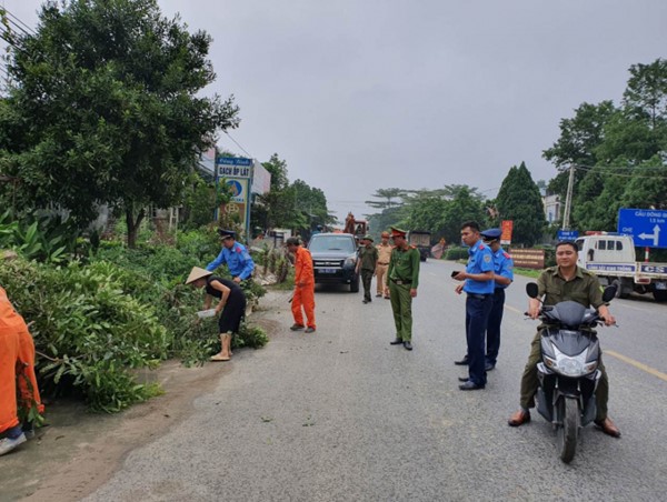 “Tổng lực” giải toả vi phạm hành lang ATGT trên 83 tuyến đường Thủ đô