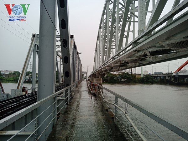 Cầu đường sắt Bình Lợi: Làm gì để BOT đường thuỷ đầu tiên khai thác hiệu quả, giảm chi phí, tránh ùn tắc