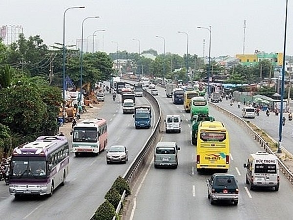 Hà Nội: Triển khai Quy định về tốc độ và khoảng cách an toàn của xe cơ giới, xe máy chuyên dùng