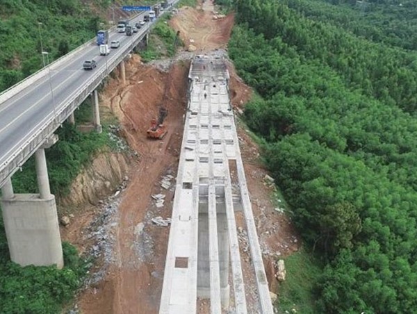 Khoan hầm đường bộ Hải Vân số 2 vượt tiến độ 6 tháng: Làm chủ công nghệ thi công