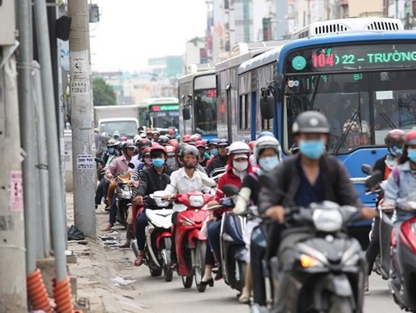 TP Hồ Chí Minh: Kiểm soát khí thải xe máy, liệu có khả quan?