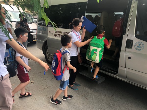 Xe đưa đón học sinh: Cần chính sách đặc biệt 