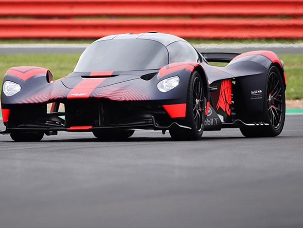 Khám phá 10 siêu xe đắt đỏ bậc nhất thế giới