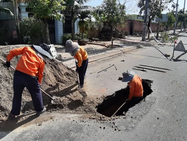 Xuất hiện “hố tử thần” giữa lòng thành phố Kon Tum