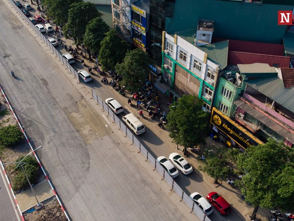 Hà Nội: Cận cảnh tuyến đường luôn trong tình trạng ùn tắc