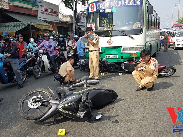 Thấy gì phía sau những con số thống kê TNGT hàng năm?  