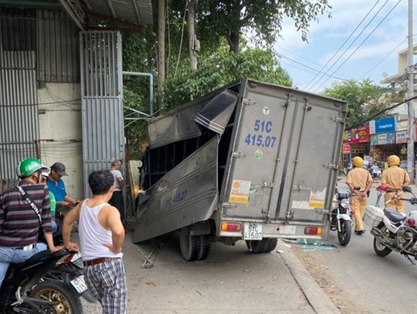 TP.HCM: Trộm xe tải rồi gây tai nạn liên hoàn