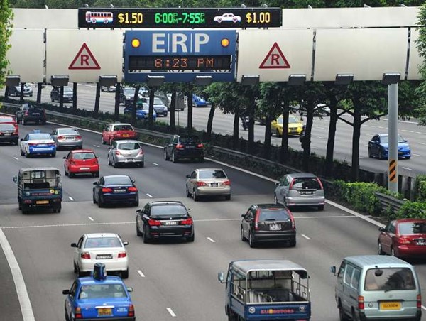Những 'chiêu độc' thu phí phương tiện vào nội đô của các thành phố lớn thế giới