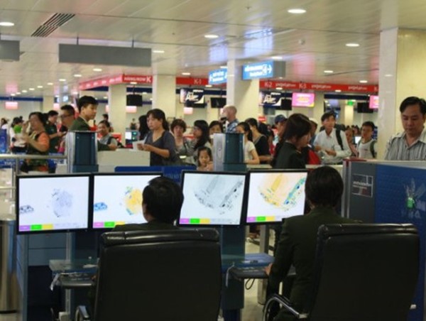 Phát hiện hành khách mang súng săn cùng 177 viên đạn lên máy bay