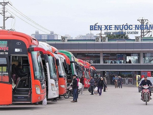 Hà Nội yêu cầu không tùy tiện tăng phụ thu giá cước vận tải dịp Tết