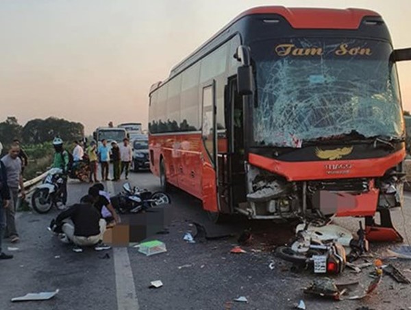 Danh tính người phụ nữ tử vong trong vụ tai nạn liên hoàn trên cao tốc Hà Nội - Bắc Giang