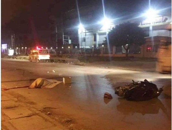 Hà Nội: Va chạm với container trong đêm, nam thanh niên tử vong tại chỗ 