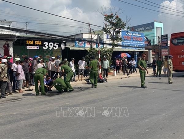 Bạc Liêu: Xe máy, xe khách va chạm khiến 1 người tử vong tại chỗ