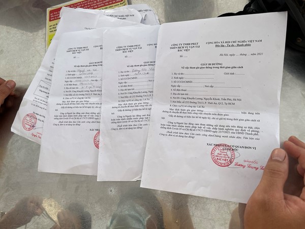 Hà Nội: Phát hiện công ty cấp khống giấy đi đường