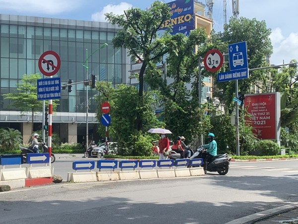 Hà Nội: Nhiều người thừa nhận không có văn hóa giao thông