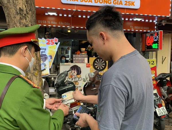 Quyết liệt xử lý vi phạm trật tự đô thị dịp cuối năm