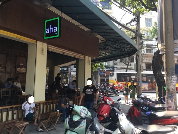 Cà phê Aha 174 Hàng Bông: Ai bảo kê cho “cát cứ” vỉa hè?