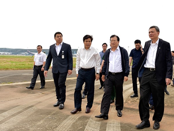Phó Thủ tướng Trịnh Đình Dũng yêu cầu nâng cấp, mở rộng sân bay Nội Bài