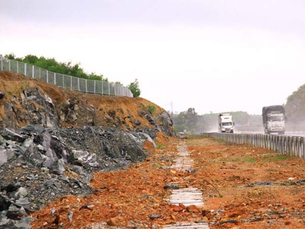 Dự án cao tốc Đà Nẵng – Quảng Ngãi: Nhiều vấn đề phải xác minh làm rõ