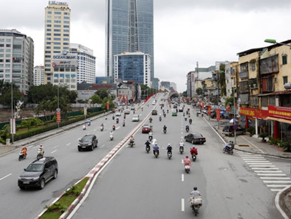 Giảm tải áp lực giao thông đô thị: Quy hoạch gắn với công nghệ cao